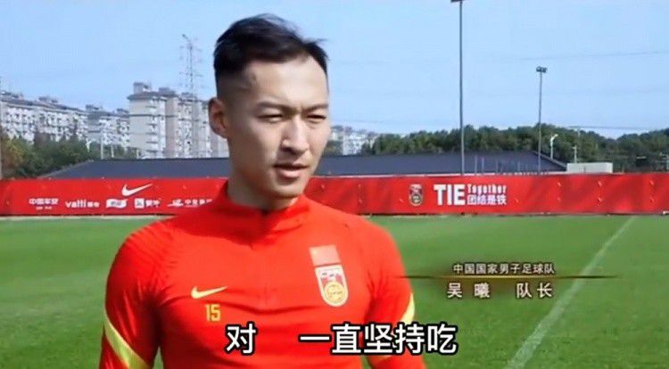 【比赛关键事件】第38分钟，亚特兰大前场左路界外球给到禁区前沿，卢克曼拿球突入禁区打门，皮球折射入网！